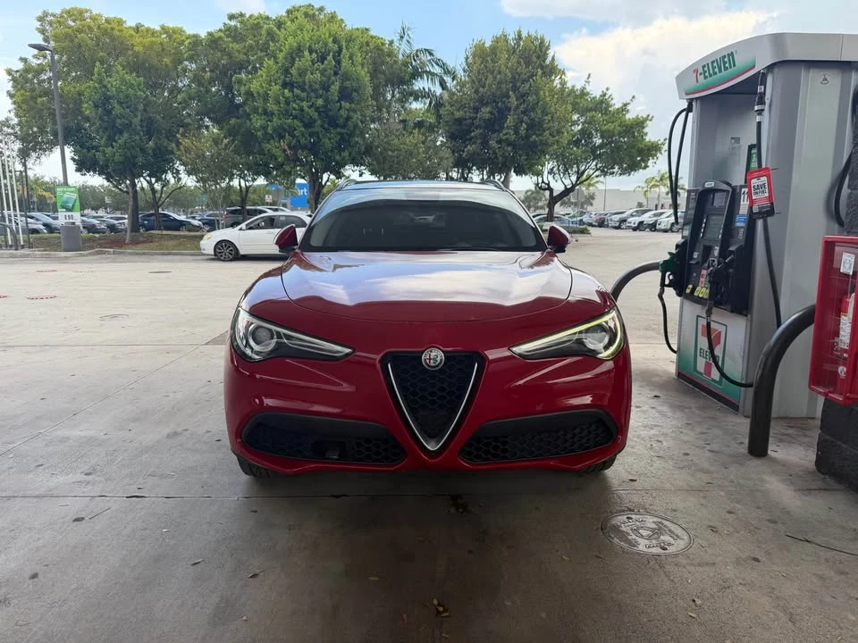2018 Alfa Romeo Stelvio - Image 2 of 10