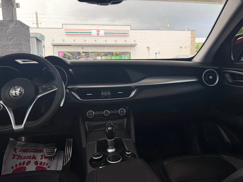 2018 Alfa Romeo Stelvio - Image 9 of 10
