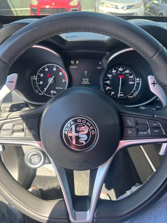 2018 Alfa Romeo Stelvio - Image 19 of 20