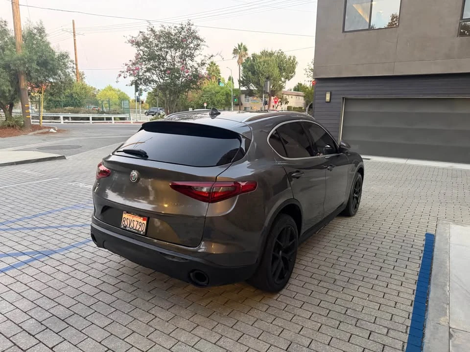 2018 Alfa Romeo Stelvio - Image 5 of 10