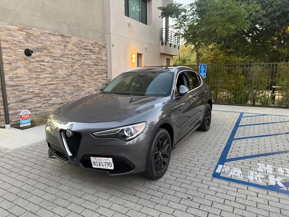2018 Alfa Romeo Stelvio - Image 8 of 10