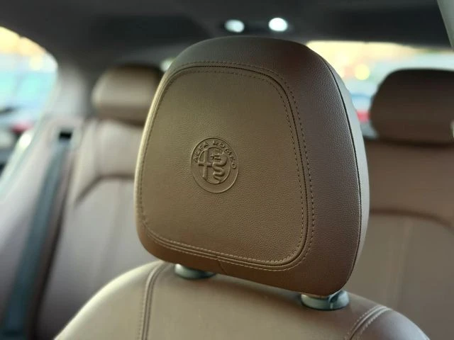 2018 Alfa Romeo Stelvio - Image 20 of 27
