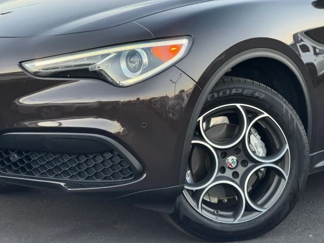 2018 Alfa Romeo Stelvio - Image 2 of 27