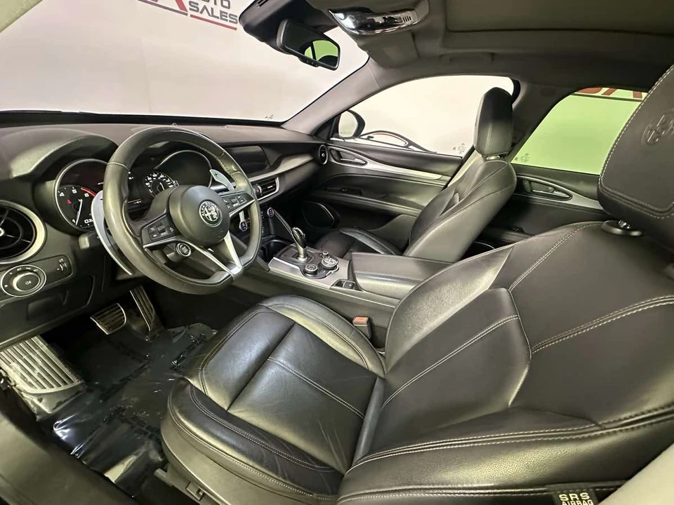 2018 Alfa Romeo Stelvio - Image 21 of 21