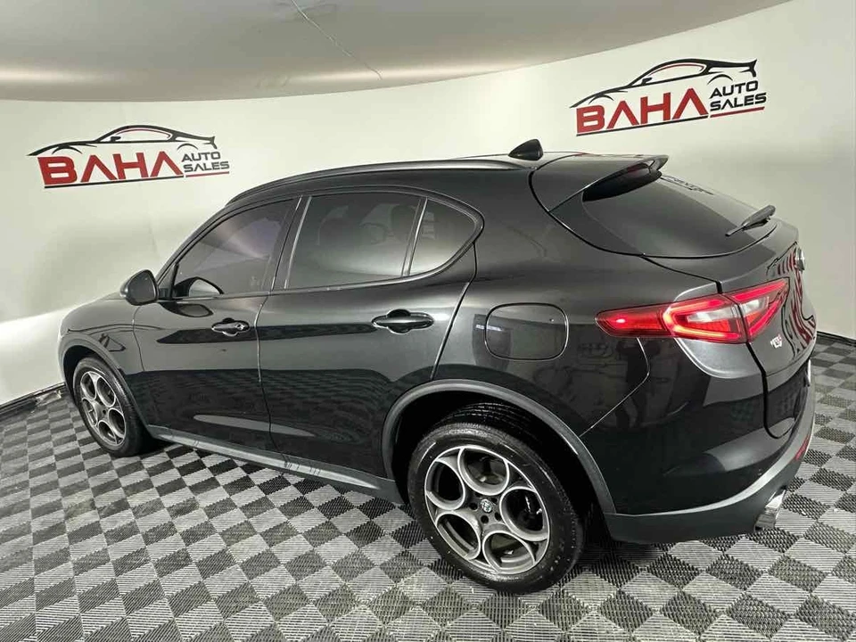 2018 Alfa Romeo Stelvio - Image 5 of 21