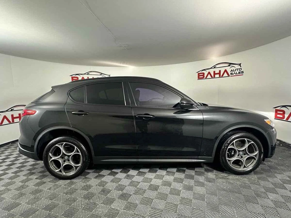 2018 Alfa Romeo Stelvio - Image 10 of 21