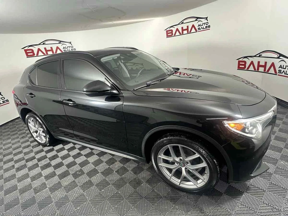 2018 Alfa Romeo Stelvio - Image 11 of 21