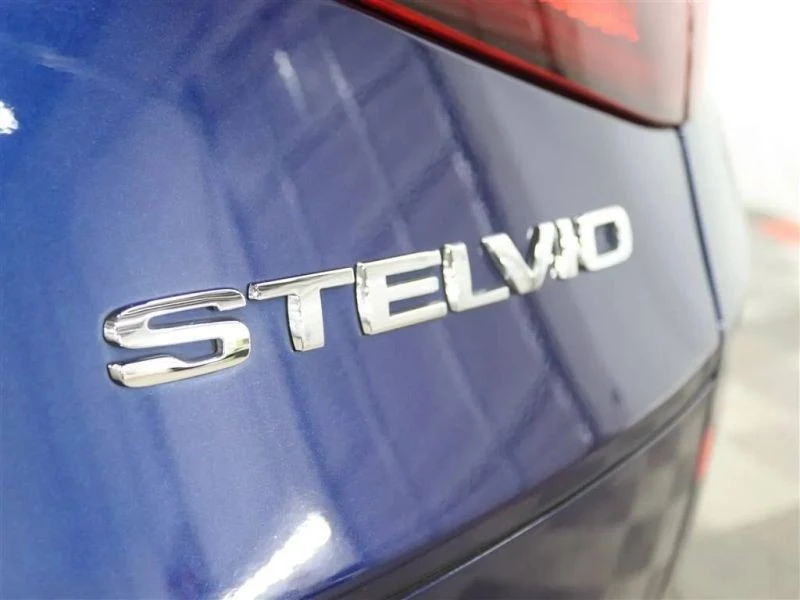 2018 Alfa Romeo Stelvio - Image 7 of 12
