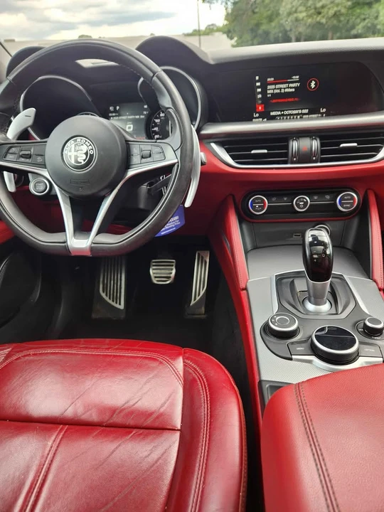 2018 Alfa Romeo Stelvio - Image 8 of 13