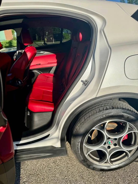 2018 Alfa Romeo Stelvio - Image 11 of 14