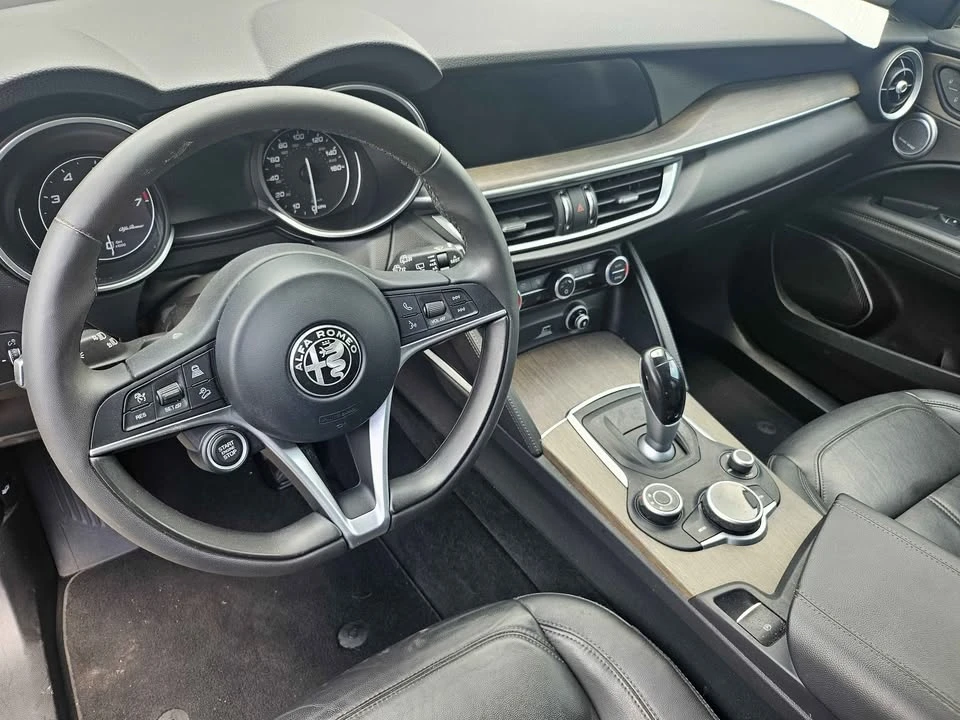 2018 Alfa Romeo Stelvio - Image 6 of 8