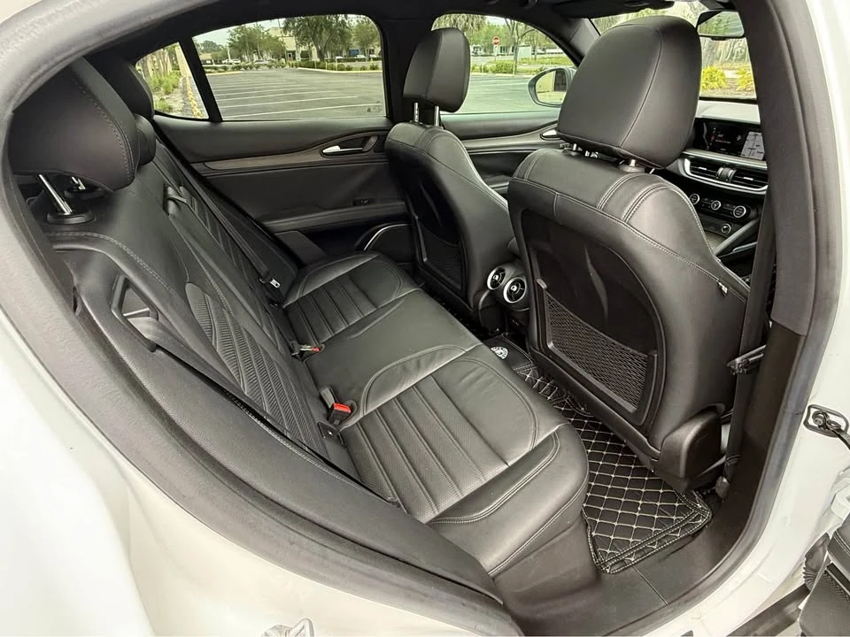 2018 Alfa Romeo Stelvio - Image 12 of 19