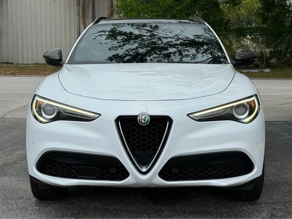 2018 Alfa Romeo Stelvio - Image 17 of 19