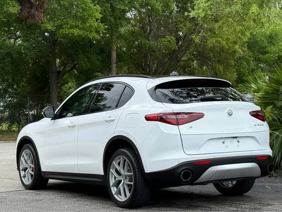 2018 Alfa Romeo Stelvio - Image 9 of 19