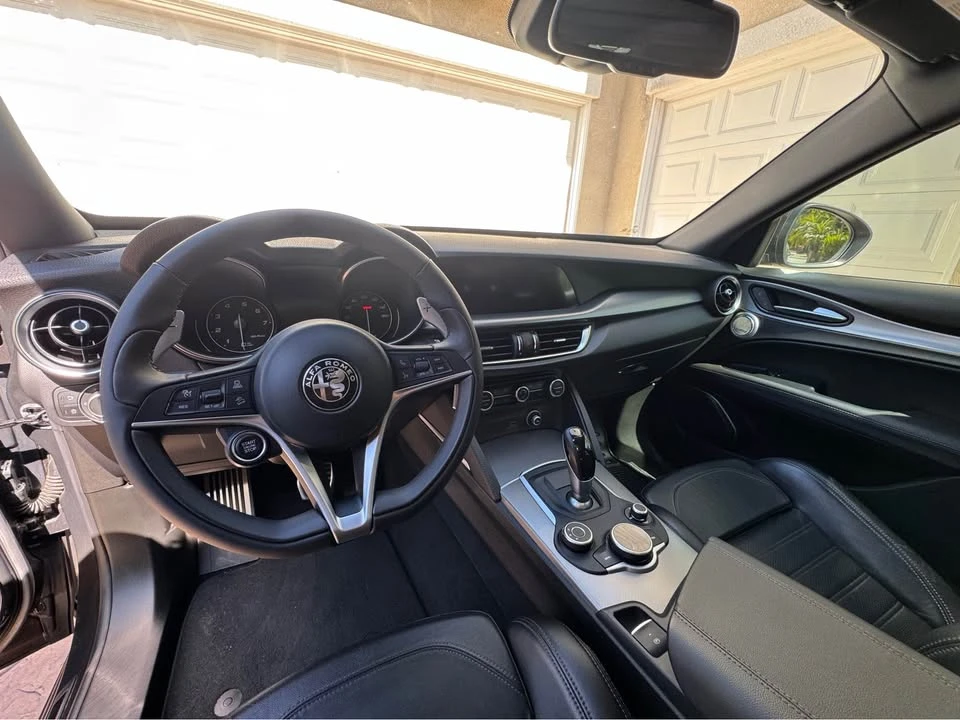 2018 Alfa Romeo Stelvio - Image 10 of 13