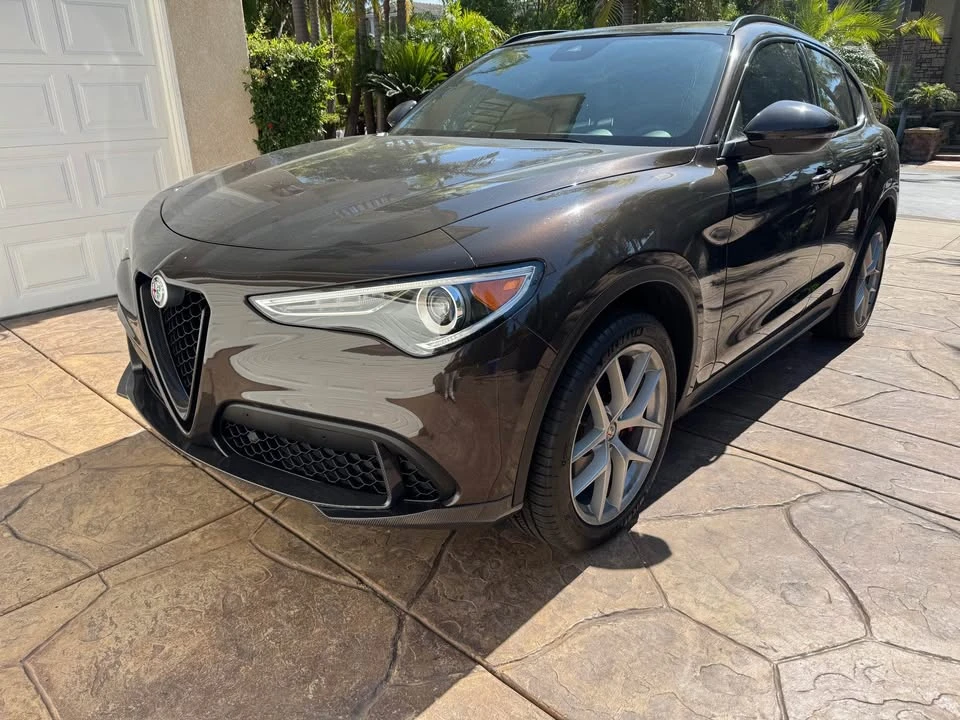 2018 Alfa Romeo Stelvio - Image 2 of 13