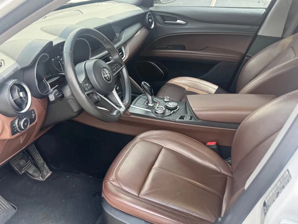 2018 Alfa Romeo Stelvio - Image 13 of 19