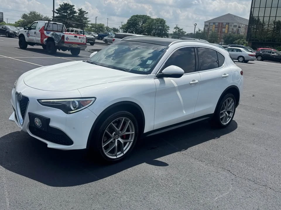 2018 Alfa Romeo Stelvio - Image 2 of 19