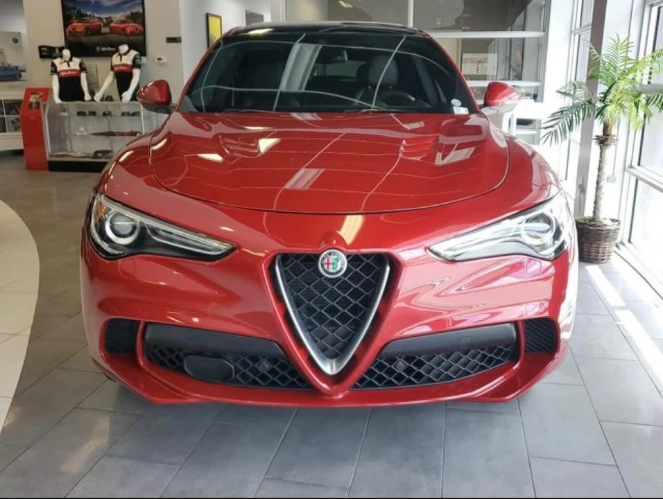 2018 Alfa Romeo Stelvio - Image 2 of 11