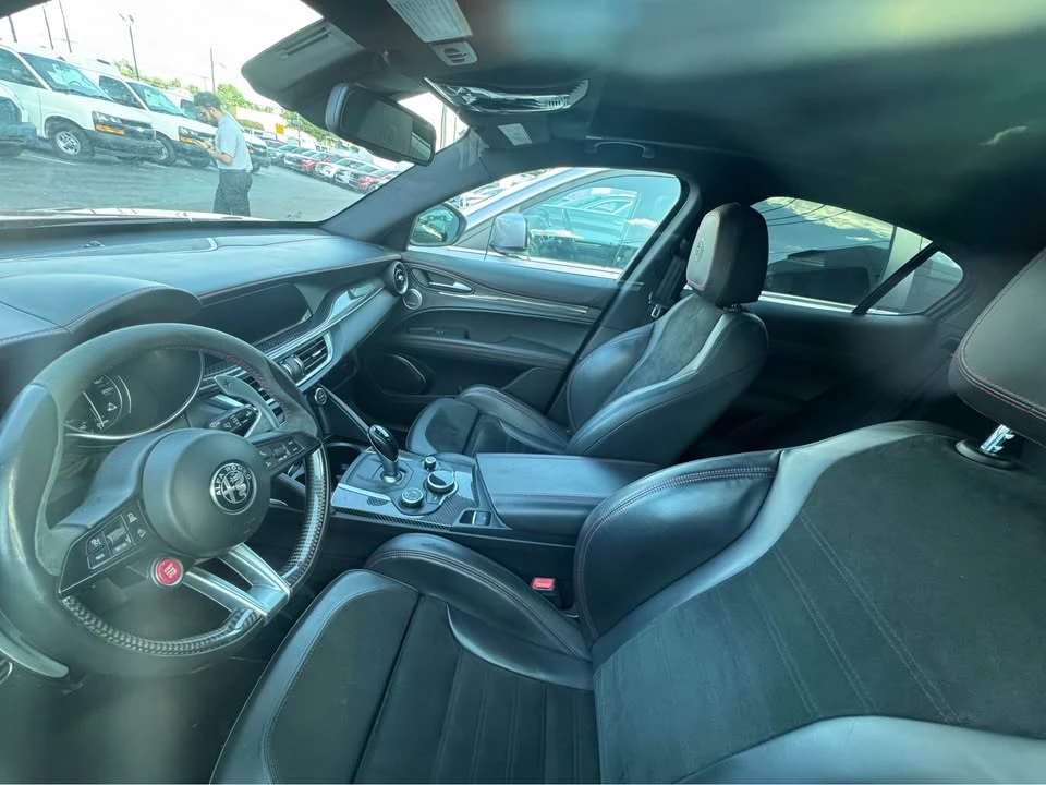 2018 Alfa Romeo Stelvio - Image 6 of 9