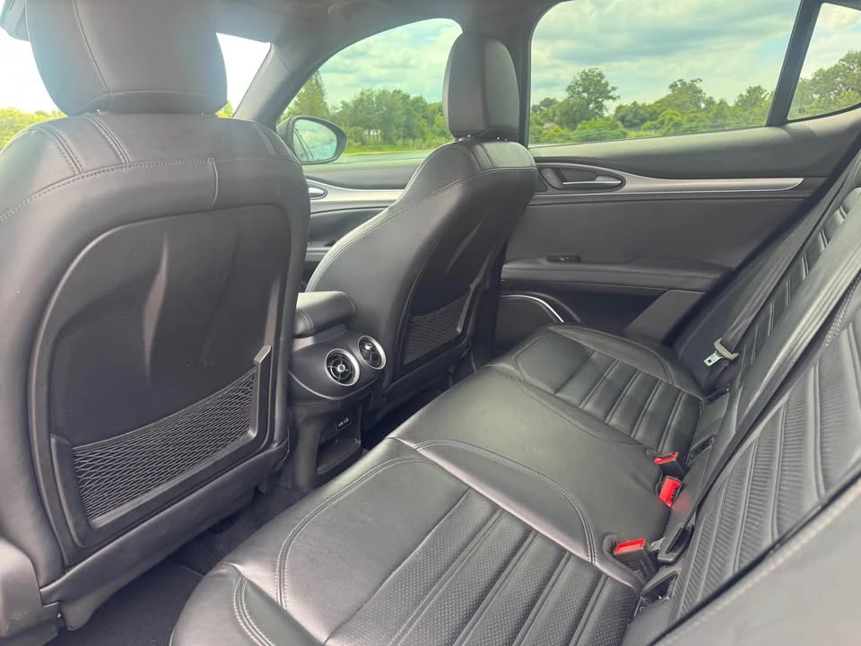 2018 Alfa Romeo Stelvio - Image 9 of 16