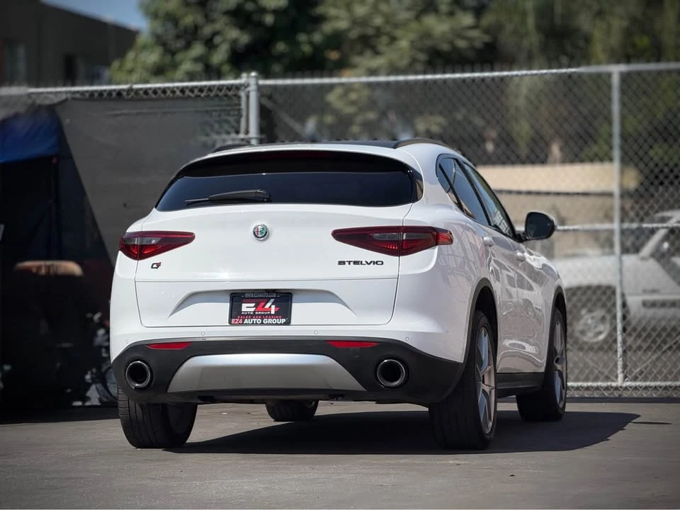 2018 Alfa Romeo Stelvio - Image 6 of 17