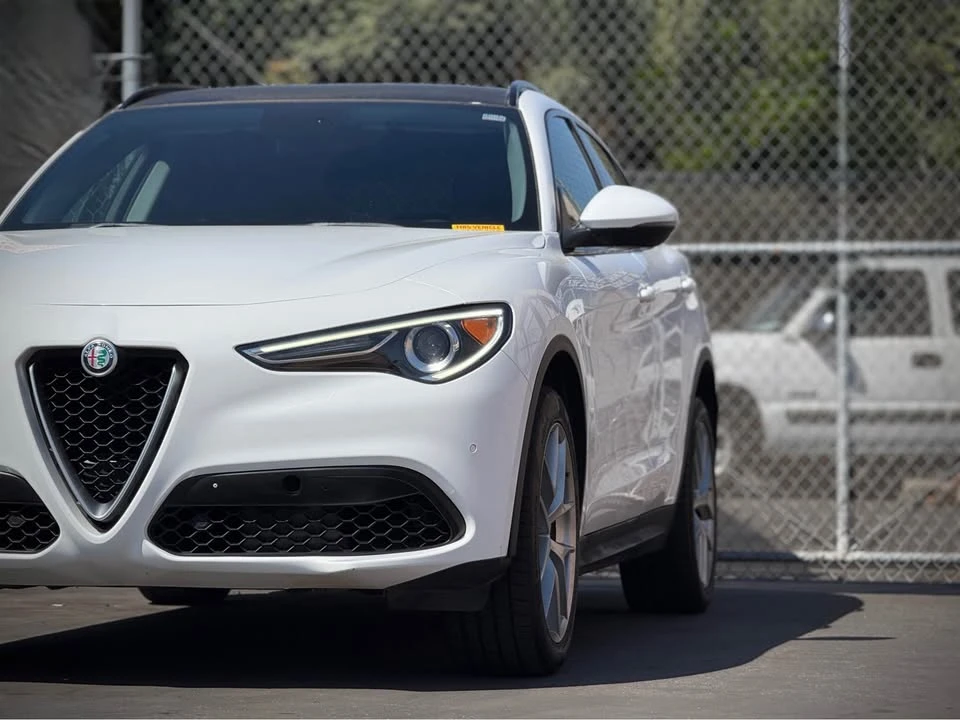 2018 Alfa Romeo Stelvio - Image 4 of 17