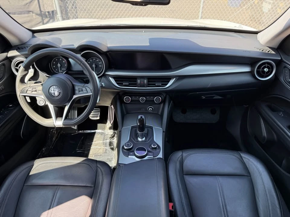2018 Alfa Romeo Stelvio - Image 17 of 17