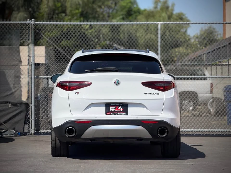 2018 Alfa Romeo Stelvio - Image 5 of 17