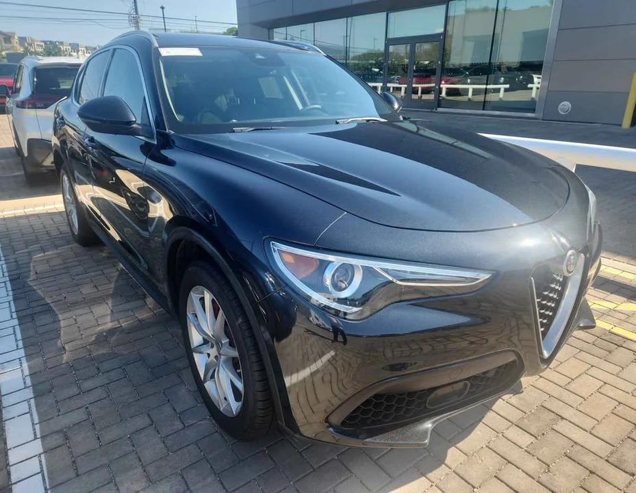 2018 Alfa Romeo Stelvio - Image 3 of 11
