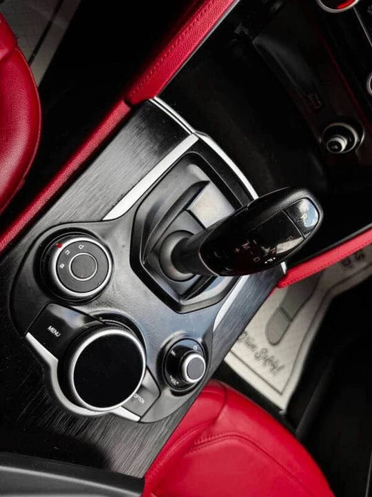 2018 Alfa Romeo Stelvio - Image 14 of 14