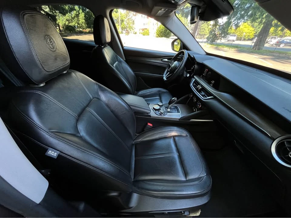2018 Alfa Romeo Stelvio - Image 14 of 17