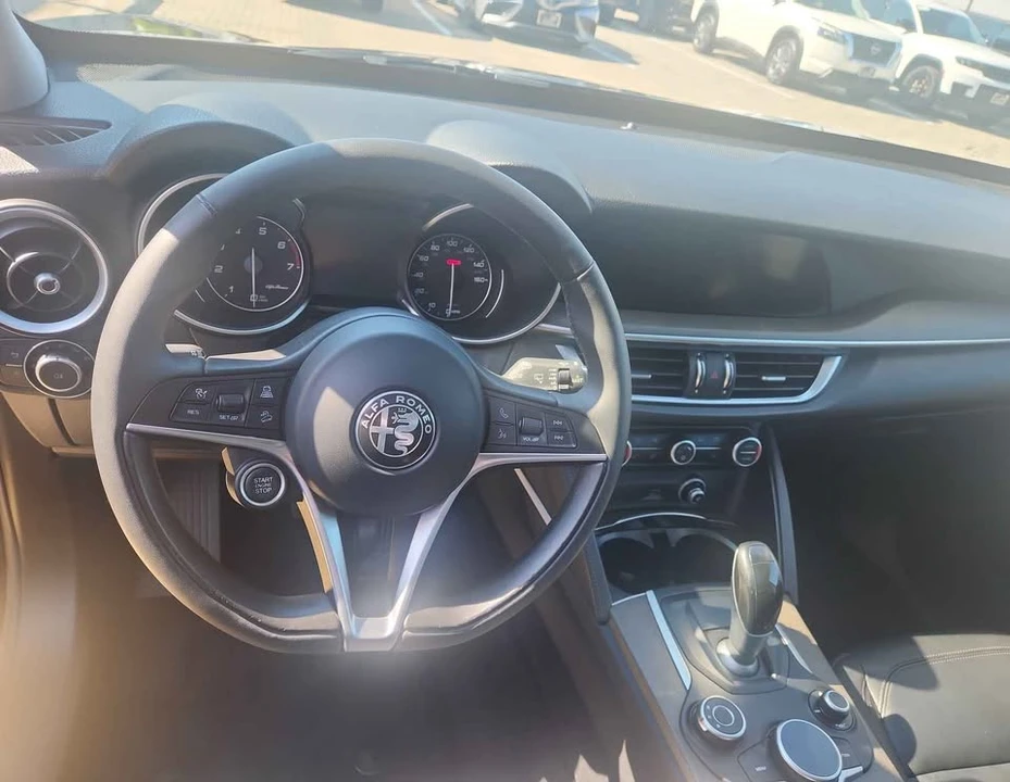 2018 Alfa Romeo Stelvio - Image 8 of 11