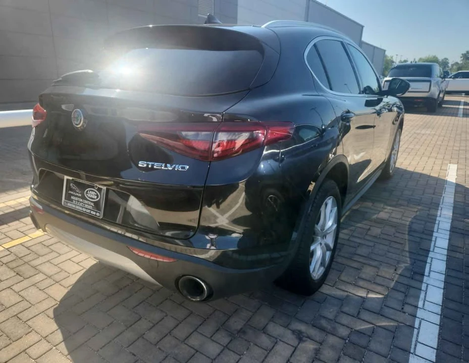 2018 Alfa Romeo Stelvio - Image 5 of 11