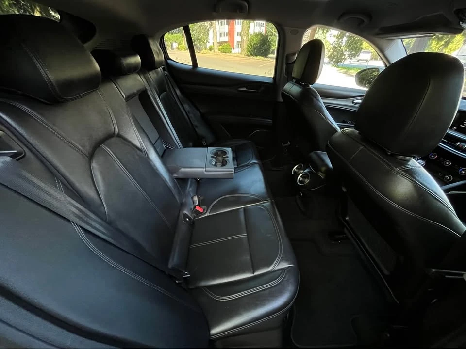 2018 Alfa Romeo Stelvio - Image 15 of 17