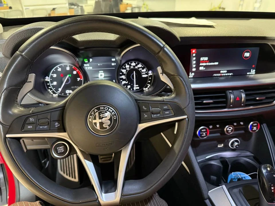 2018 Alfa Romeo Stelvio - Image 9 of 10