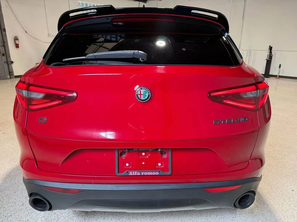 2018 Alfa Romeo Stelvio - Image 5 of 10
