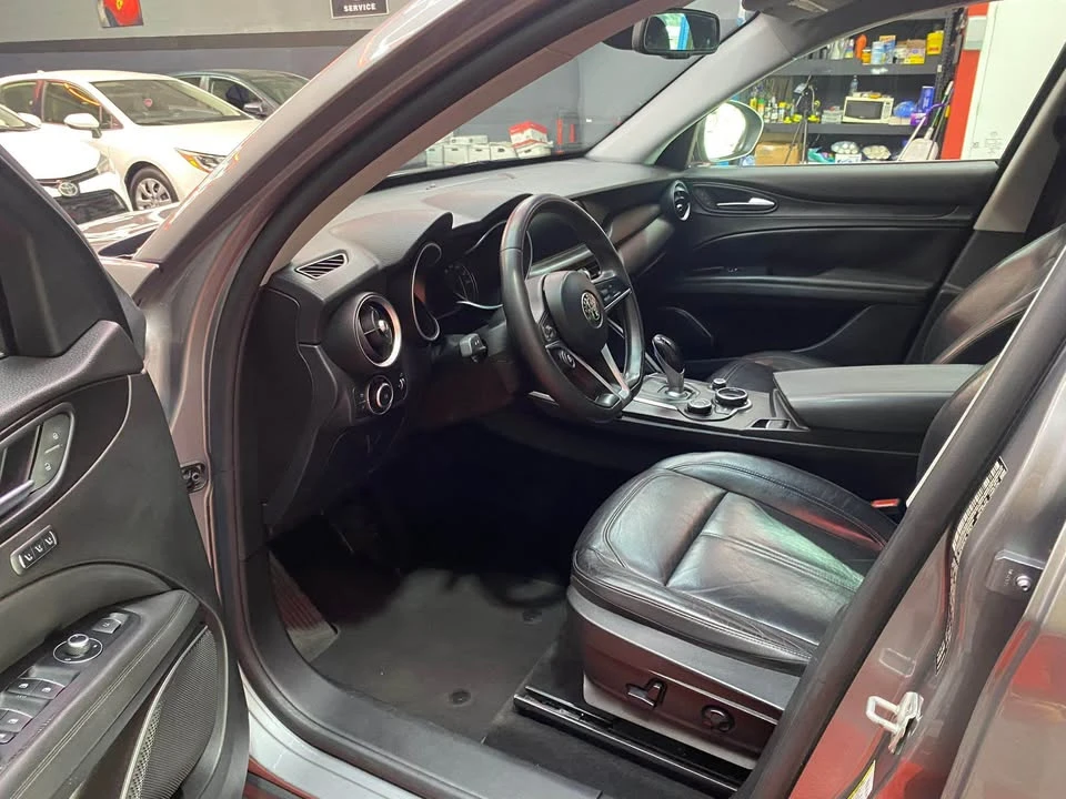 2018 Alfa Romeo Stelvio - Image 10 of 12