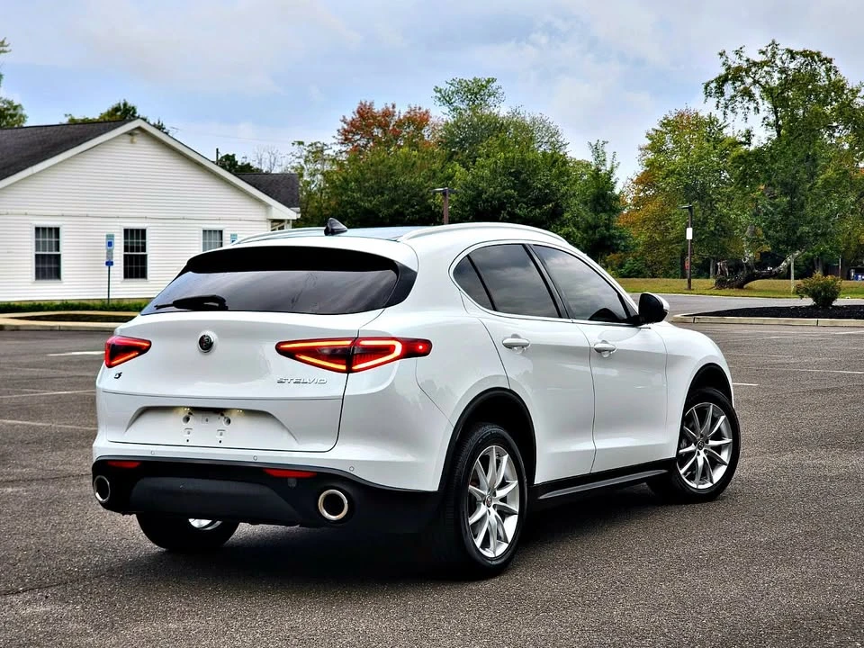 2018 Alfa Romeo Stelvio - Image 7 of 18
