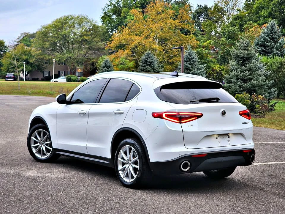 2018 Alfa Romeo Stelvio - Image 9 of 18