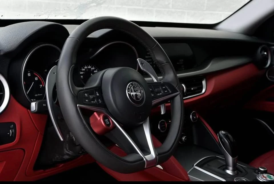 2018 Alfa Romeo Stelvio - Image 2 of 12