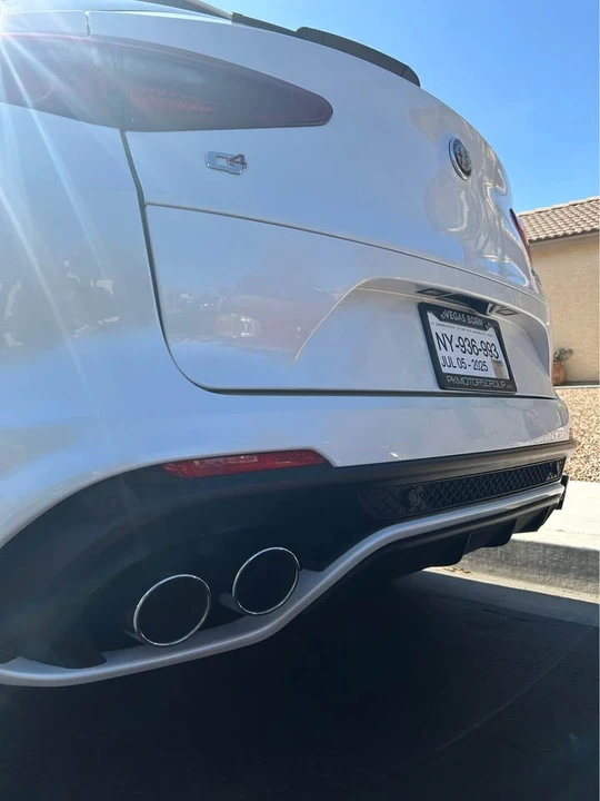2018 Alfa Romeo Stelvio - Image 15 of 20