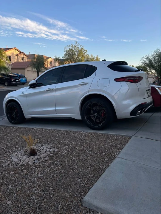 2018 Alfa Romeo Stelvio - Image 10 of 20