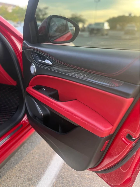 2018 Alfa Romeo Stelvio - Image 10 of 19