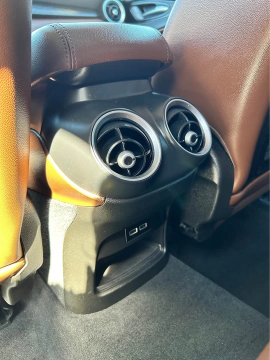 2018 Alfa Romeo Stelvio - Image 12 of 17