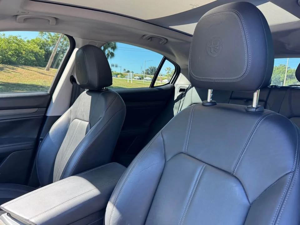 2018 Alfa Romeo Stelvio - Image 13 of 20