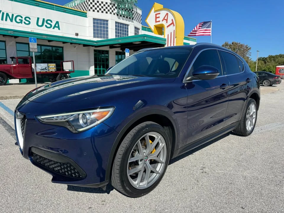 2018 Alfa Romeo Stelvio - Image 2 of 20