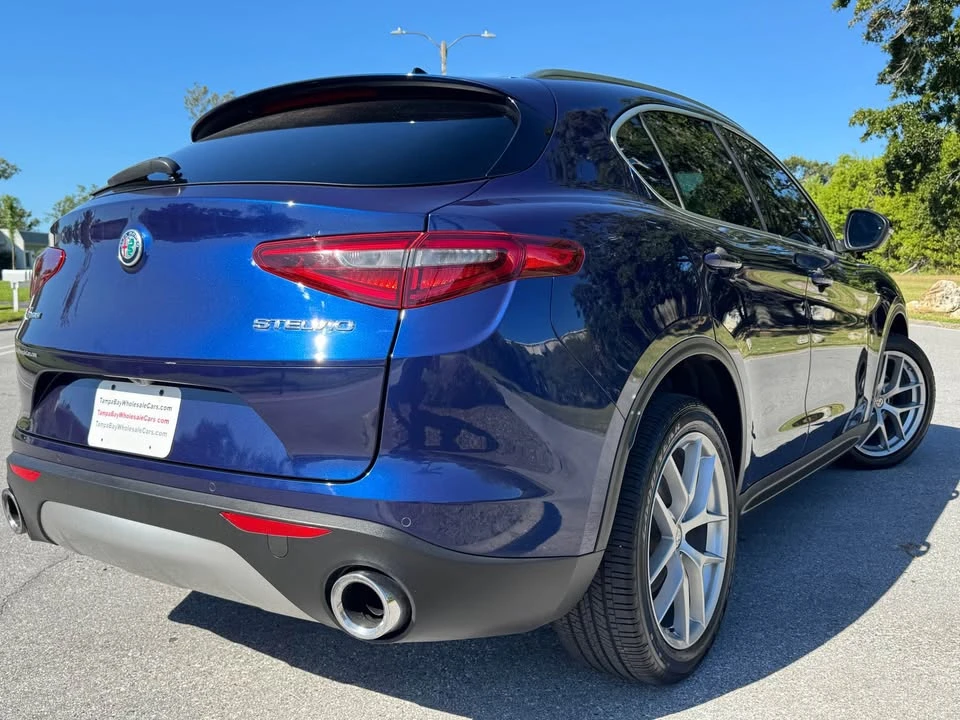 2018 Alfa Romeo Stelvio - Image 18 of 20