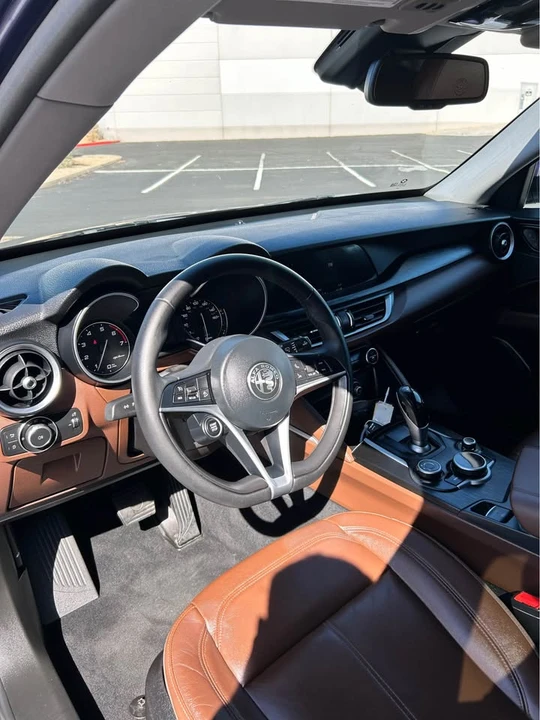 2018 Alfa Romeo Stelvio - Image 10 of 17
