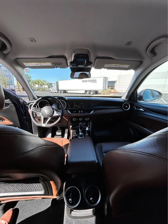 2018 Alfa Romeo Stelvio - Image 13 of 17